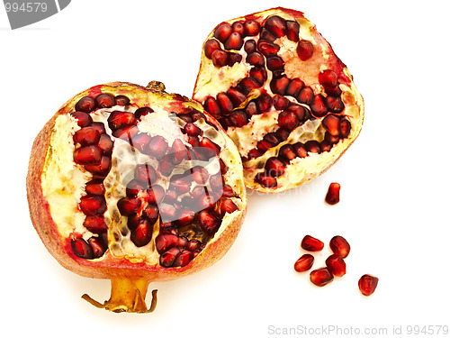 Image of broken  pomegranate