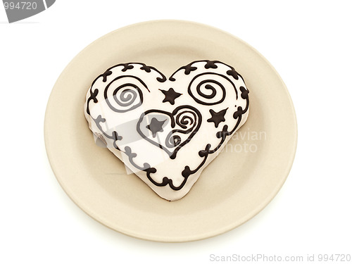 Image of heart spice cake