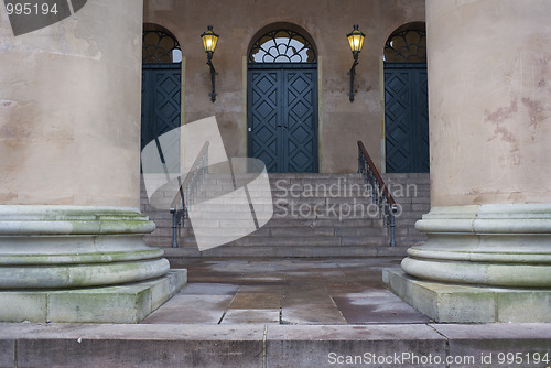 Image of Entrance to the court