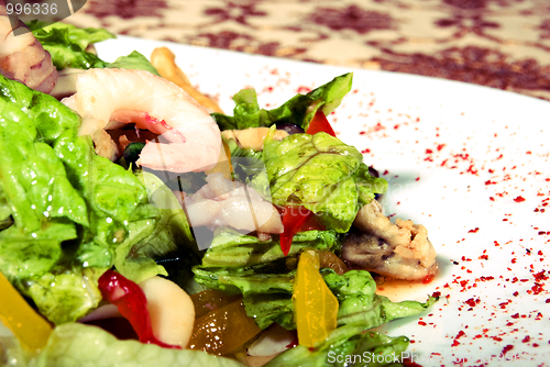 Image of Salad made of seafood 