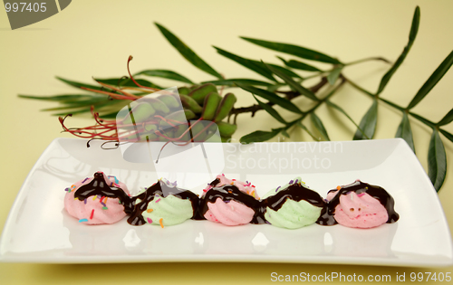 Image of Line Of Mini Meringues