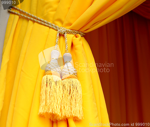 Image of curtain