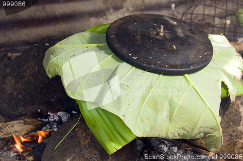 Image of pot of food outdoor cooking Nicaragua