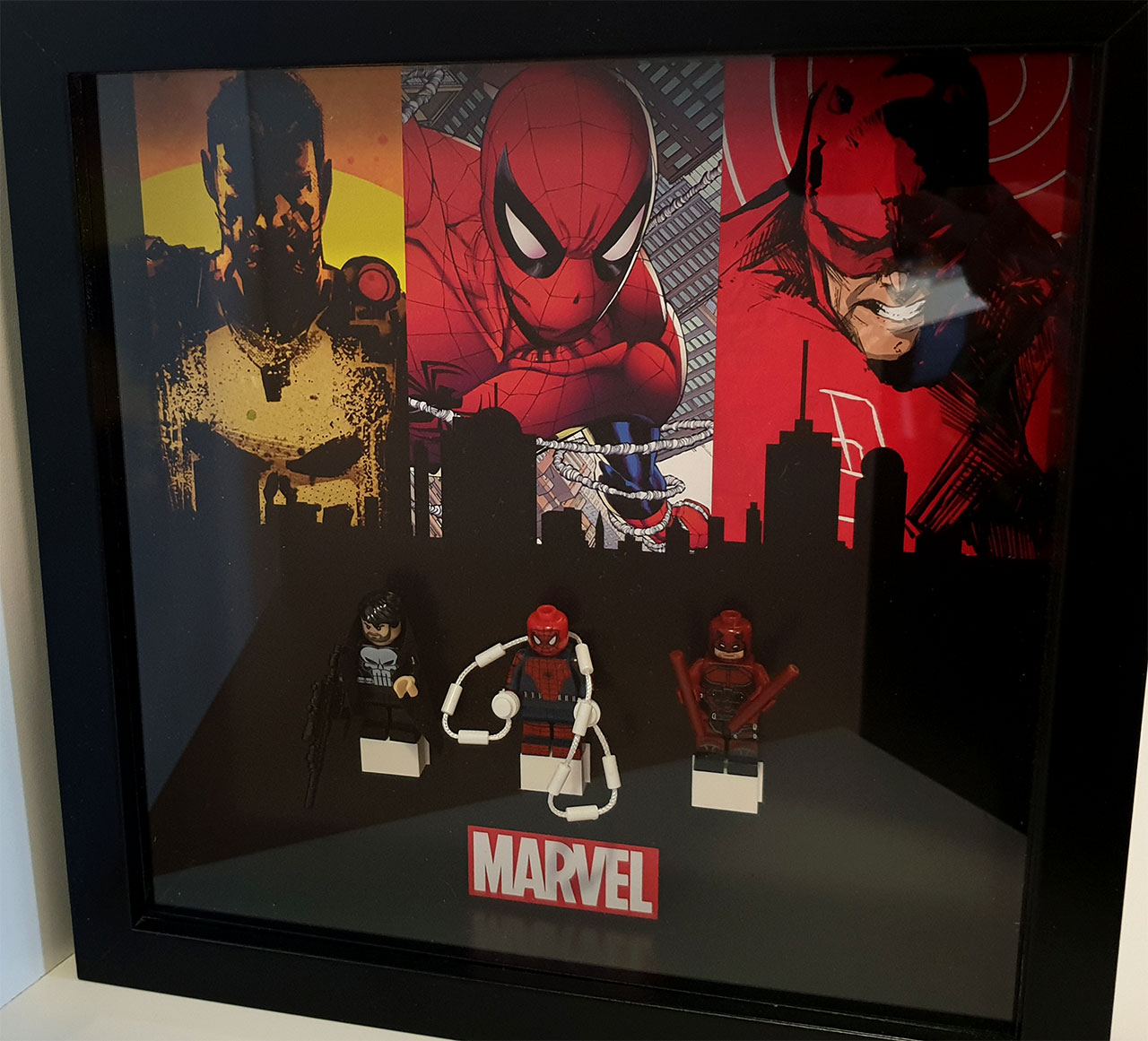 Cuadro de minifiguras Marvel: Spiderman Punisher Daredevil