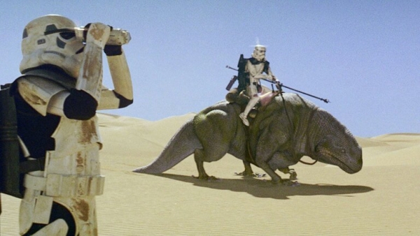 Minifigura Star Wars Stormtrooper montado en dewback