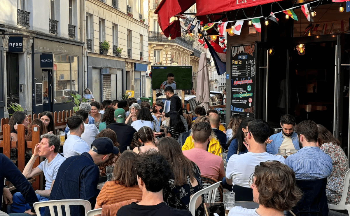 Réserver quelques tables en terrasse extérieur - Photo 1