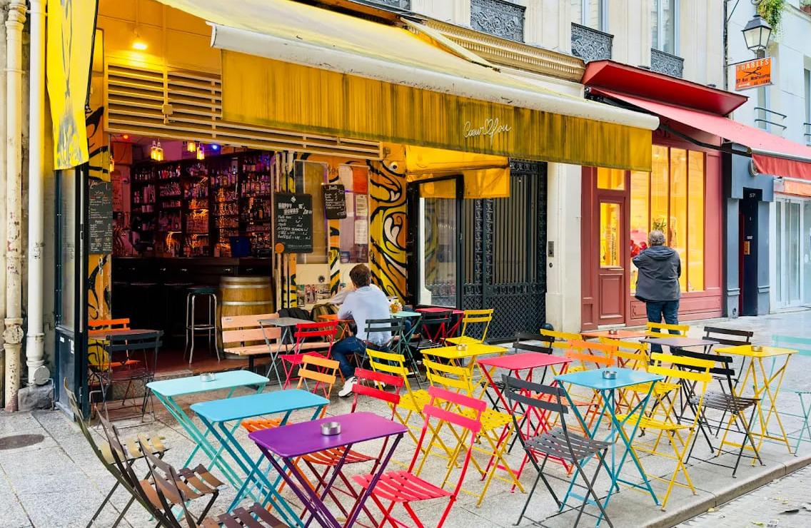 Quelques tables en terrasse - Photo 2