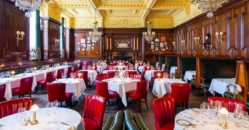 The Bar at Simpson's in the Strand