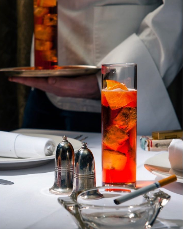 The Bar With No Name