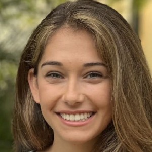 Ella S.