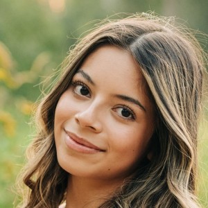 Julia S.