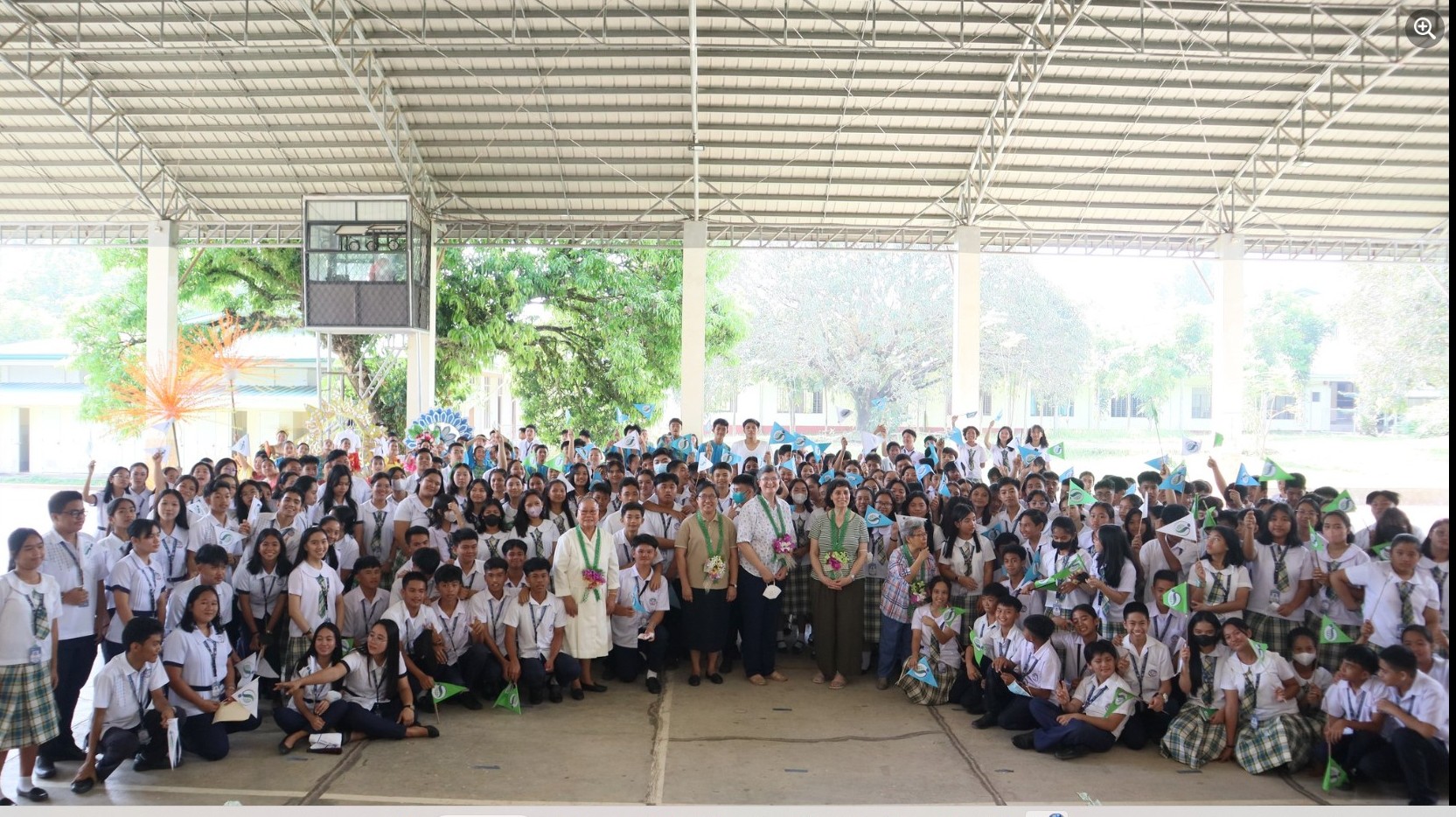 MOTHER GENERAL CROSSES ILOILO STRAIT TO GUIMARAS ISLAND - VISIT @ ST. JOSEPH SCHOOL-HIJAS DE JESUS 