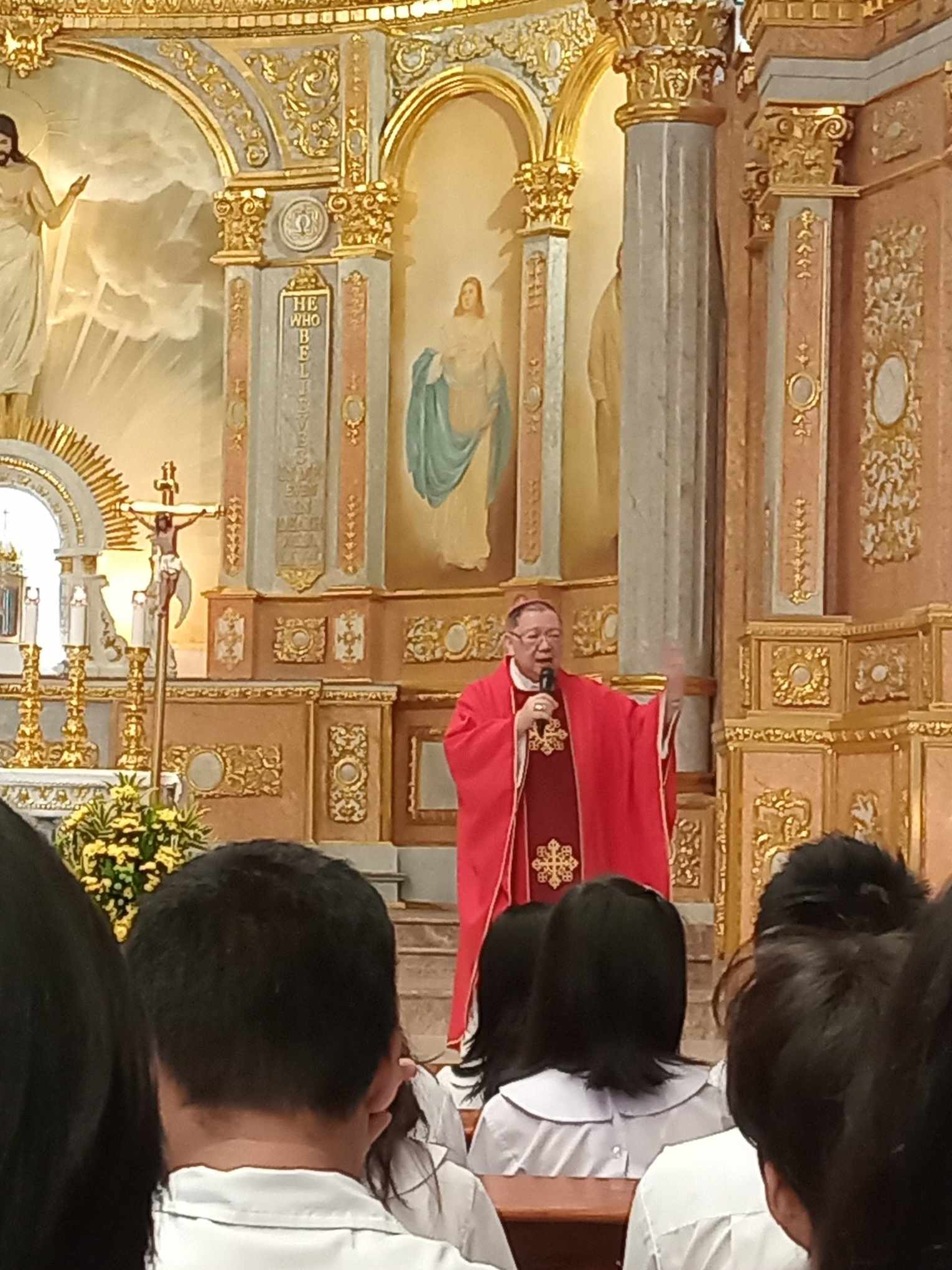 202 Manresans Receive the Sacrament of Confirmation