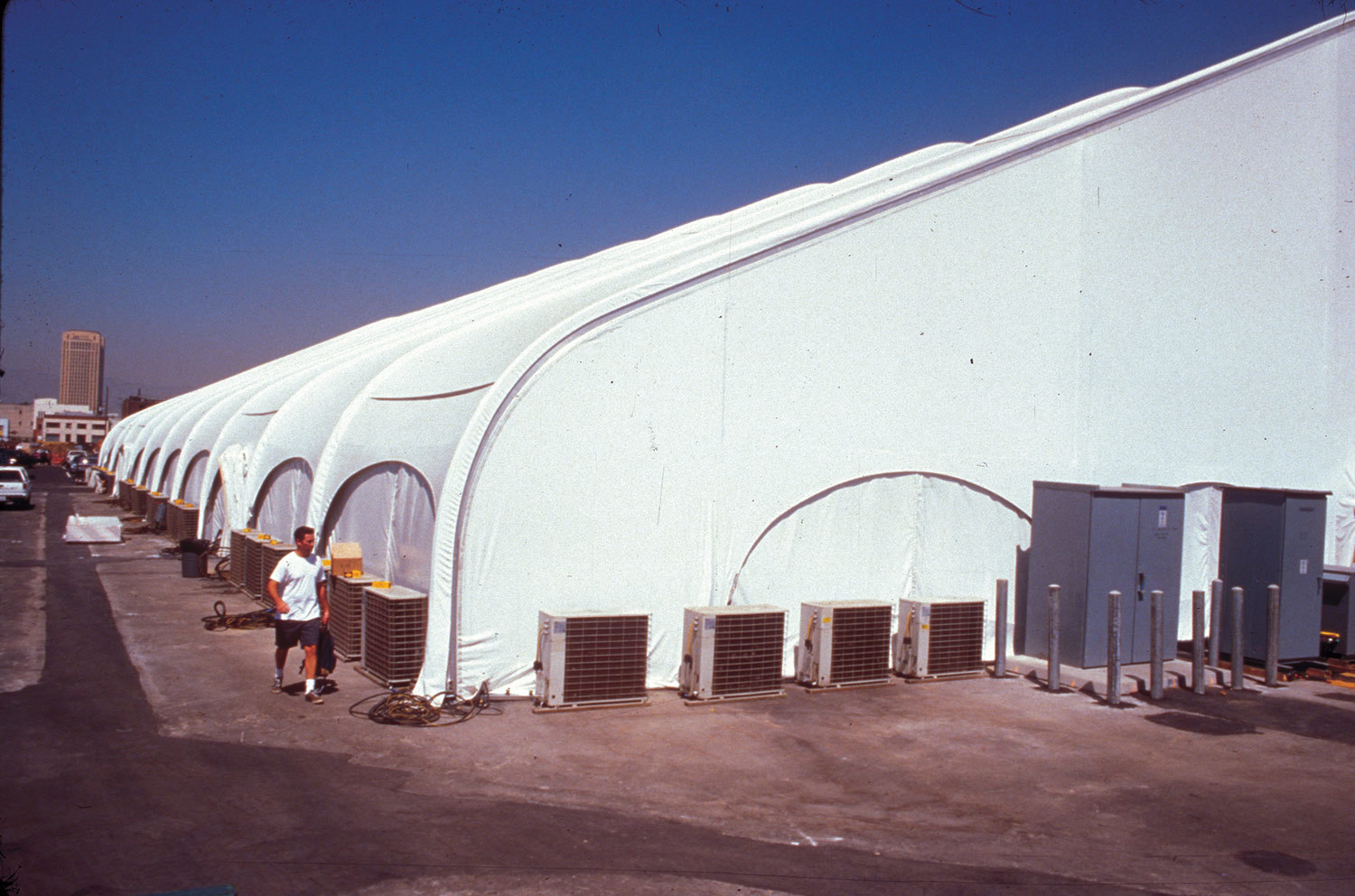 Fall 2001 tent sci-arc history 50th location campus