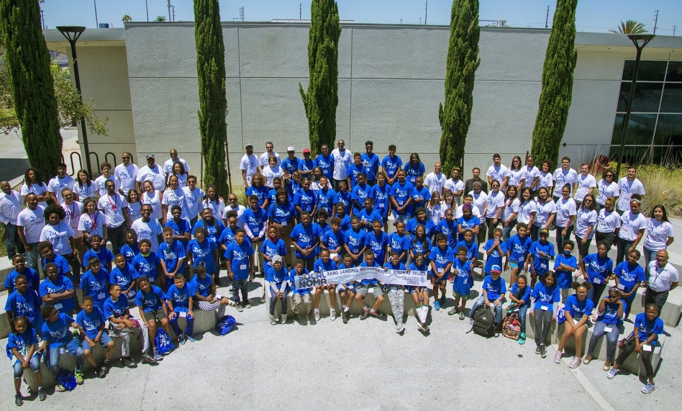 group picture of the Participants of summer camp