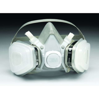 3M 51P71 Half Facepiece Disposable Respirator Assembly 51P71, Organic Vapor/P95 Respiratory Protecti