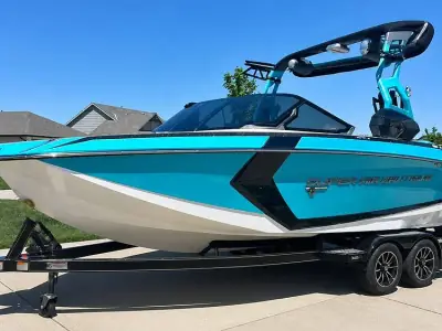 2019 Nautique G23