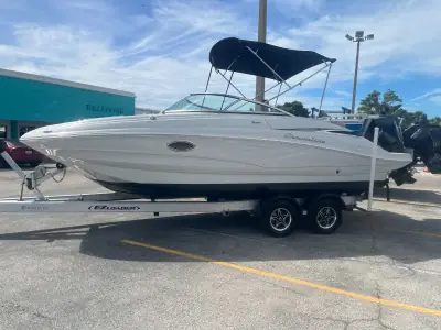 2022 Crownline E235 XS
