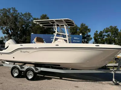 Bayliner T22CC