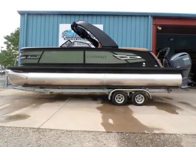 2025 Godfrey Pontoon 235 C
