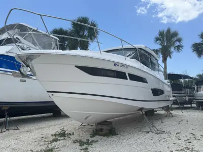 2014 Regal 3200 Bowrider