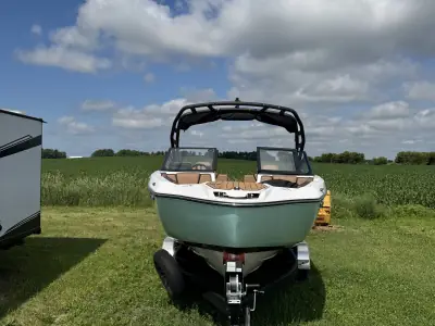 Yamaha 222SE