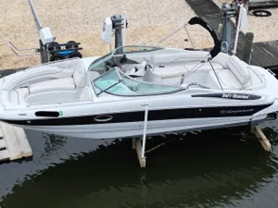 2008 Crownline 260 EX