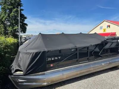 2023 Crest Pontoons 230 SLC
