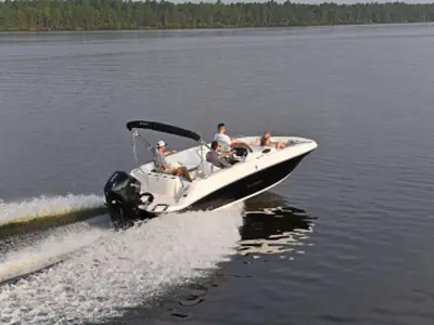 2023 Stingray 212SC
