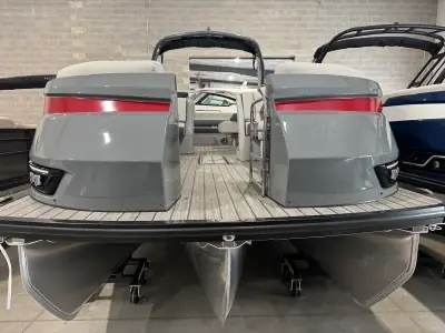 Harris Grand Mariner 270