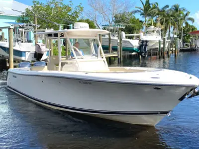 Pursuit C 280