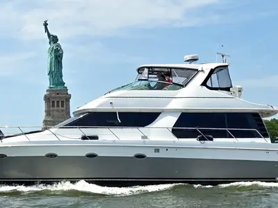 2002 Carver Voyager