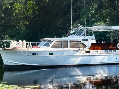 Matthews DOUBLE CABIN