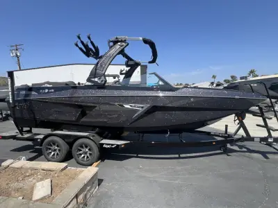 2025 Tige' RZX
