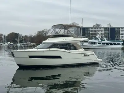 2016 Carver C34 W