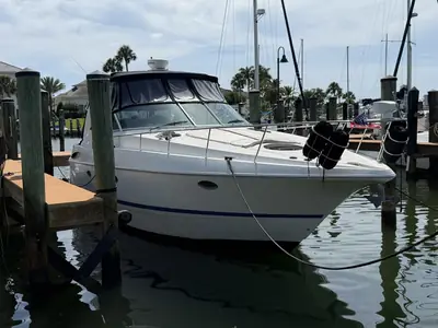 Cruisers 370 Express