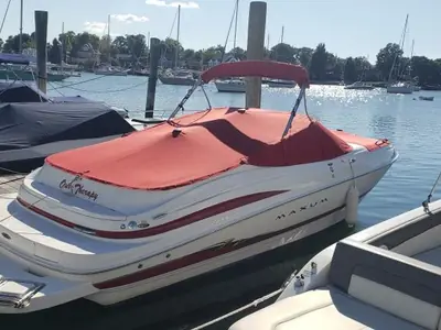 Maxum 2400 SCR