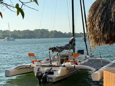 2021 Corsair 880 Sport