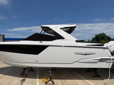 2013 Monterey 260 SCR