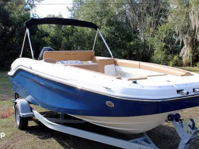 2023 Bayliner DX 2000