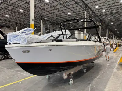 Cobalt CS23 SURF