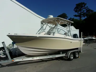 Grady White 225 FREEDOM
