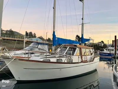 Nauticat 33
