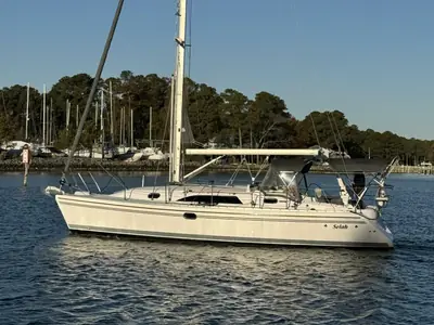 Catalina 355