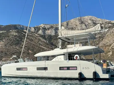 2023 Lagoon 55