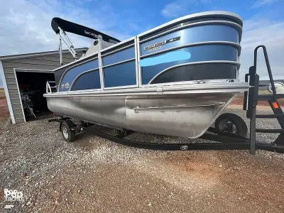 2021 SunCatcher Pontoons Select 18F
