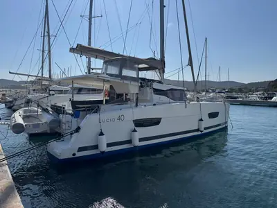 Fountaine Pajot Lucia 40