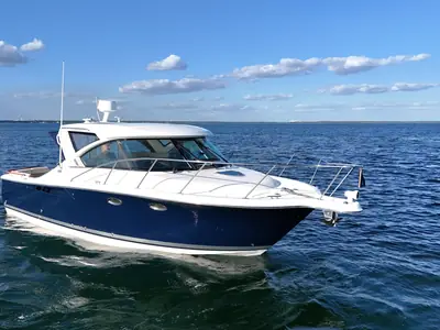 Tiara 3100 Coronet