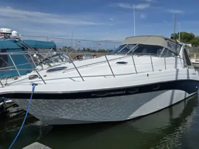 Crownline 330 CR