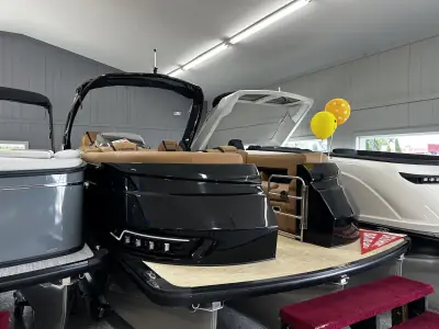 2025 Harris Grand Mariner 230